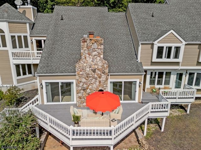 101 Rippling Brook Way, Bernardsville Boro, NJ 07924