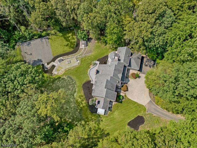 101 Rippling Brook Way, Bernardsville Boro, NJ 07924