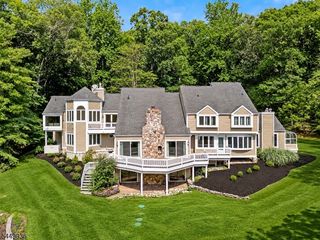 101 Rippling Brook Way, Bernardsville Boro, NJ 07924
