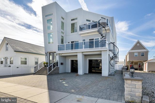 420 W 17TH AVE, North Wildwood, NJ 08260