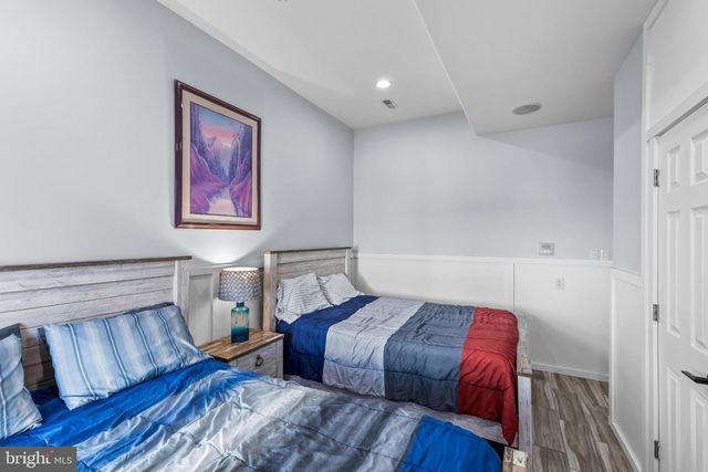 420 W 17TH AVE, North Wildwood, NJ 08260