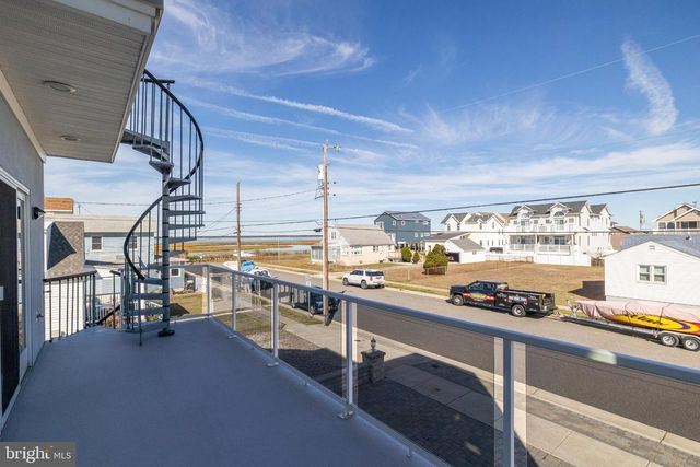 420 W 17TH AVE, North Wildwood, NJ 08260
