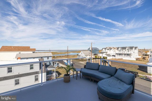 420 W 17TH AVE, North Wildwood, NJ 08260