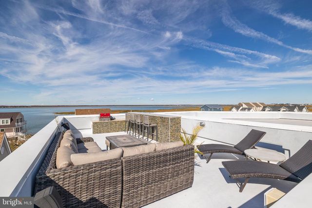 420 W 17TH AVE, North Wildwood, NJ 08260