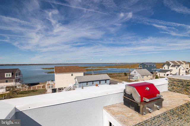 420 W 17TH AVE, North Wildwood, NJ 08260