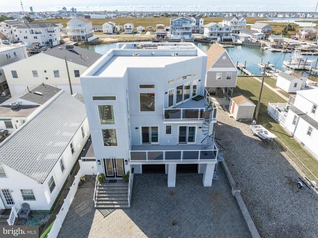 420 W 17TH AVE, North Wildwood, NJ 08260