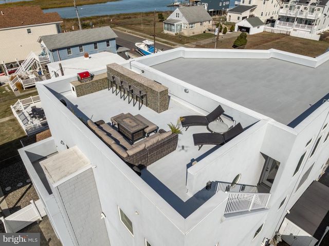 420 W 17TH AVE, North Wildwood, NJ 08260