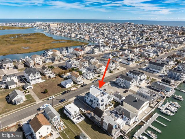 420 W 17TH AVE, North Wildwood, NJ 08260