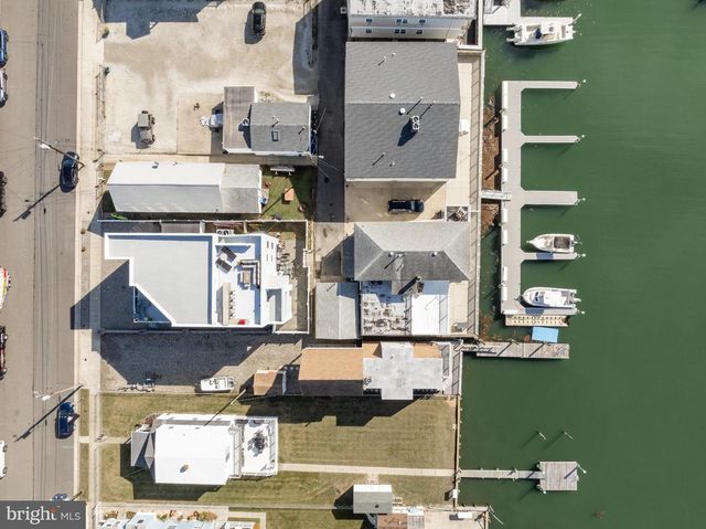 420 W 17TH AVE, North Wildwood, NJ 08260