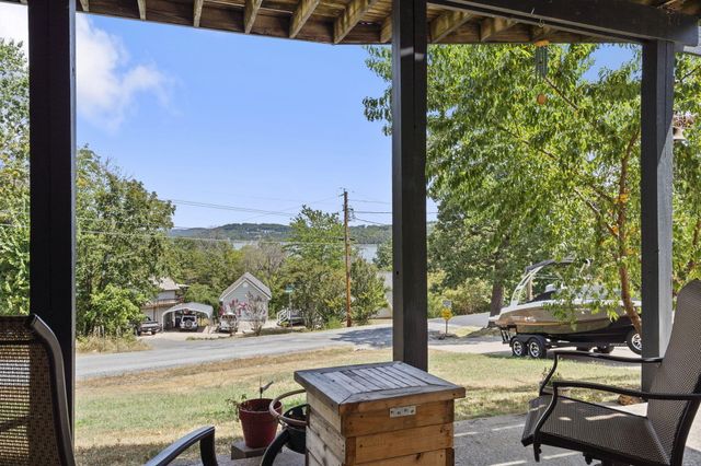 532 Bonanza Drive, Kimberling City, MO 65686