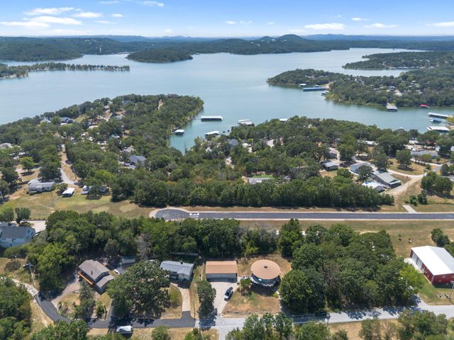532 Bonanza Drive, Kimberling City, MO 65686