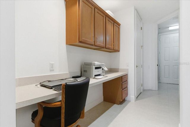 6515 MOORINGS POINT CIRCLE 102, Lakewood Ranch, FL 34202