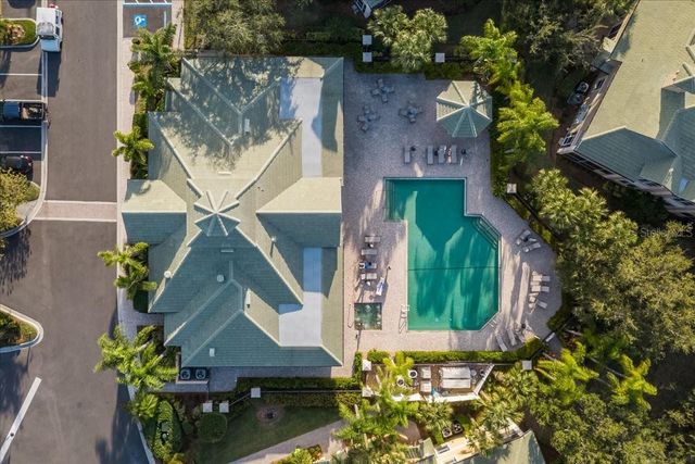 6515 MOORINGS POINT CIRCLE 102, Lakewood Ranch, FL 34202