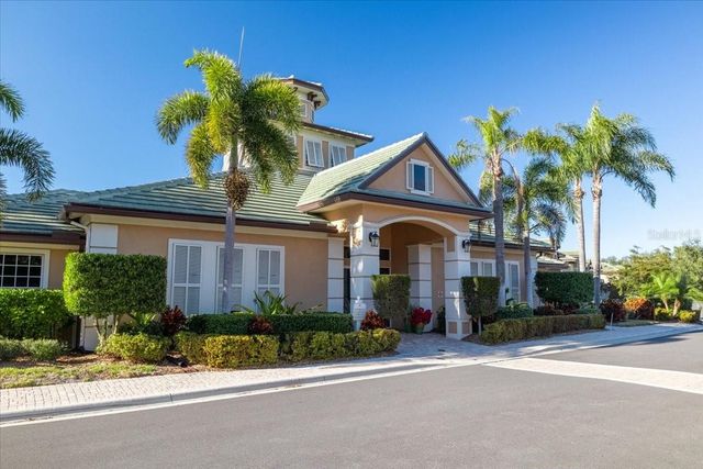 6515 MOORINGS POINT CIRCLE 102, Lakewood Ranch, FL 34202