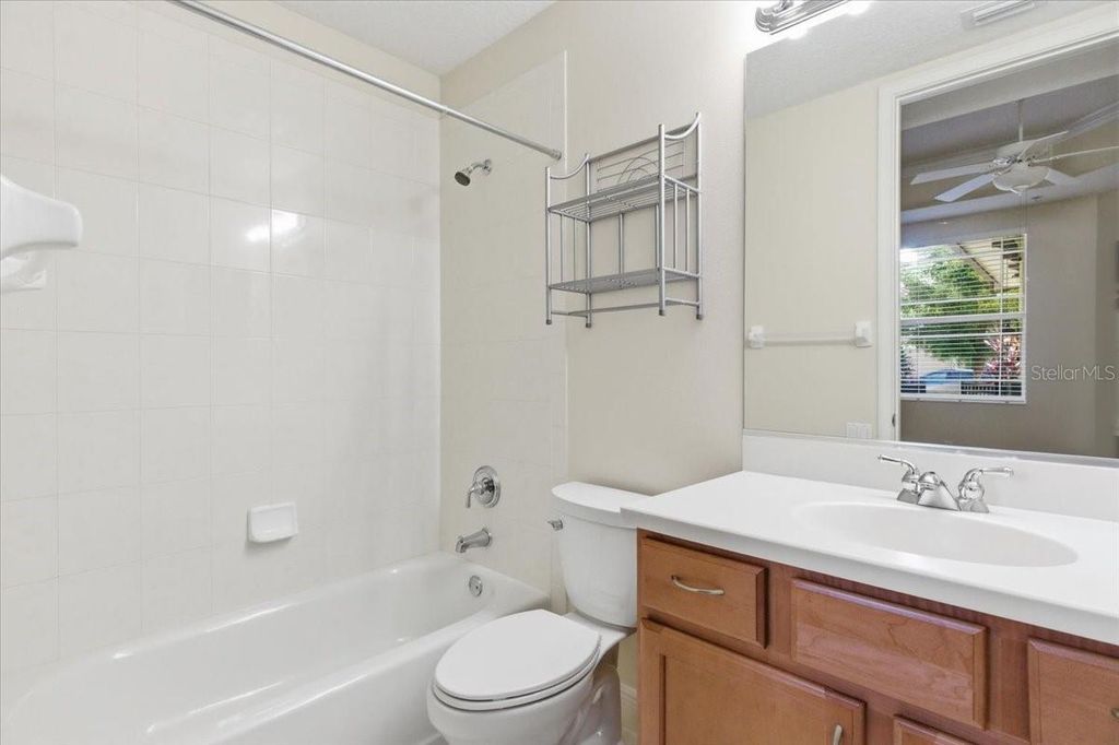 Image 38 of property listing at 6515 MOORINGS POINT CIRCLE 102, Lakewood Ranch, FL 34202