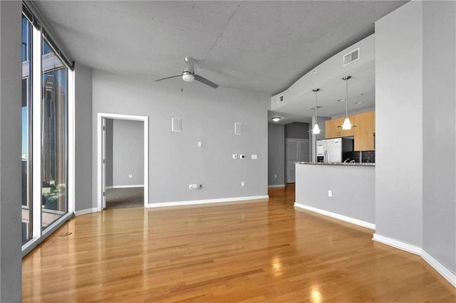 400 W Peachtree NW Street 2504, Atlanta, GA 30308