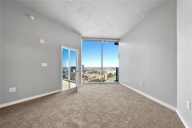 400 W Peachtree NW Street 2504, Atlanta, GA 30308