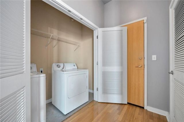 400 W Peachtree NW Street 2504, Atlanta, GA 30308