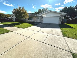 1229 E 165TH Place, South Holland, IL 60473