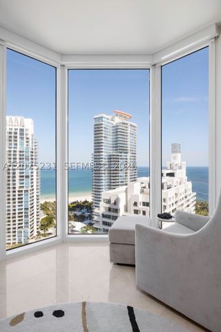 300 Pointe Dr 2806, Miami Beach, FL 33139
