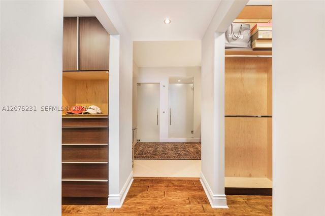 300 Pointe Dr 2806, Miami Beach, FL 33139