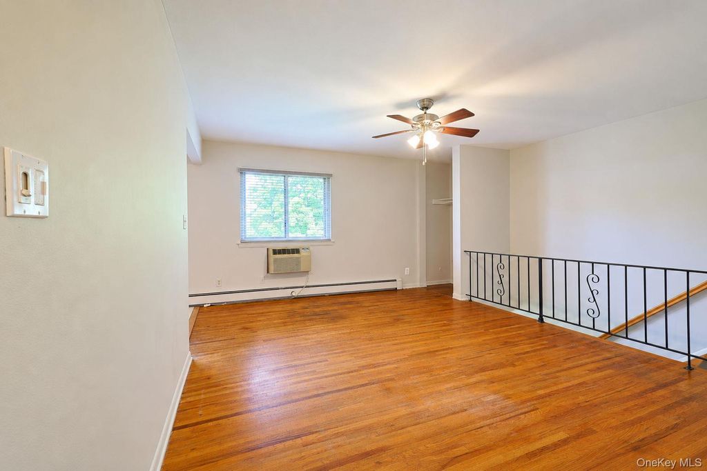 29 Manor Drive 29, Cornwall, NY 12518 — photo 4