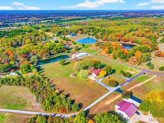 19 Gauzy Lane, Sullivan, MO 63080