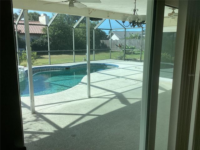 6508 WATERFORD CIRCLE, Sarasota, FL 34238