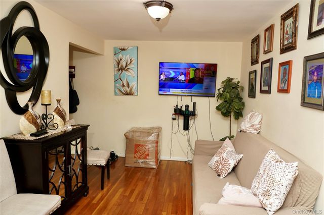 1165 E 54th Street 3S, Brooklyn, NY 11234