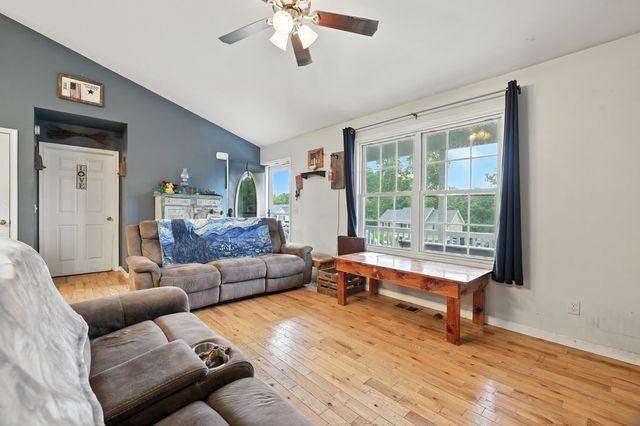 14975 WOODCREEK LN, Timberville, VA 22853