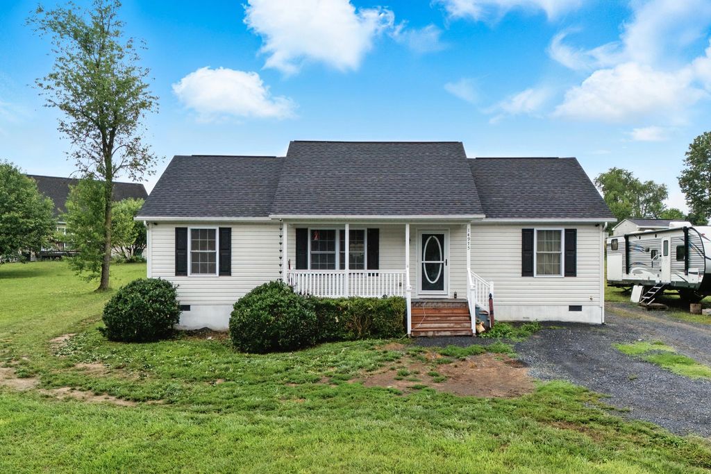 14975 WOODCREEK LN, Timberville, VA 22853