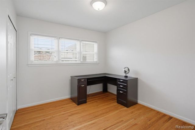 1621 Walnut Street, Dearborn, MI 48124