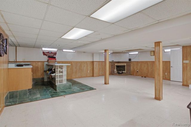 1621 Walnut Street, Dearborn, MI 48124