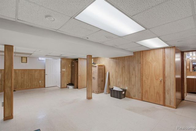 1621 Walnut Street, Dearborn, MI 48124