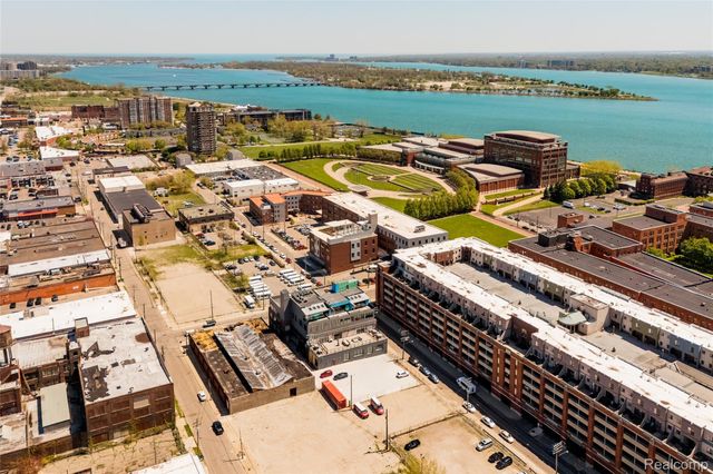 2987 Franklin Street 2D, Detroit, MI 48207