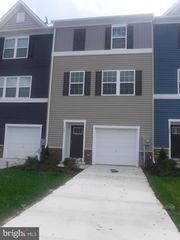 202 MAGELLAN DRIVE, Martinsburg, WV 25404