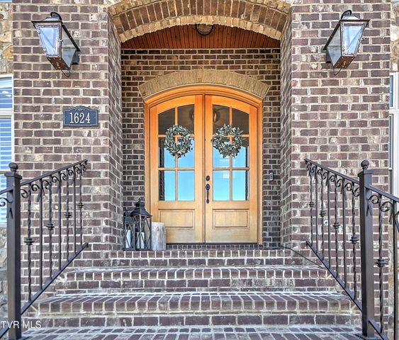 1624 Conestoga Pass, Johnson City, TN 37601