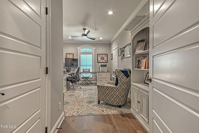 1624 Conestoga Pass, Johnson City, TN 37601