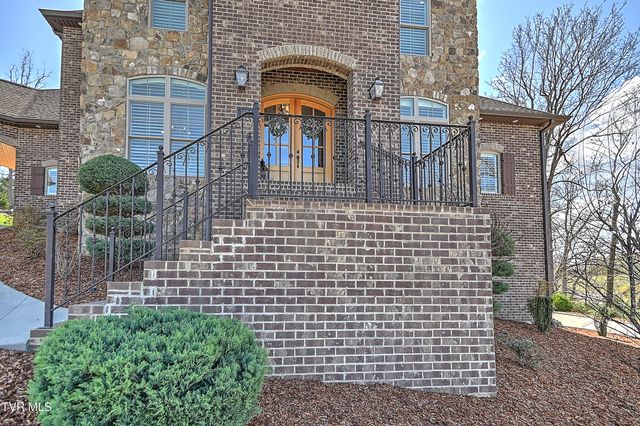 1624 Conestoga Pass, Johnson City, TN 37601