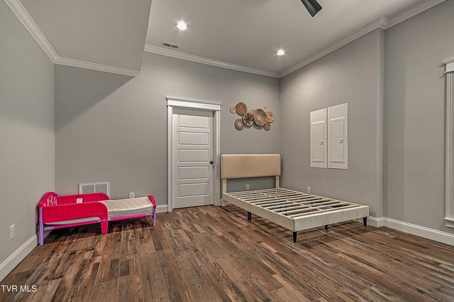 1624 Conestoga Pass, Johnson City, TN 37601