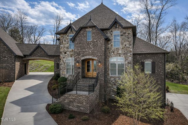 1624 Conestoga Pass, Johnson City, TN 37601