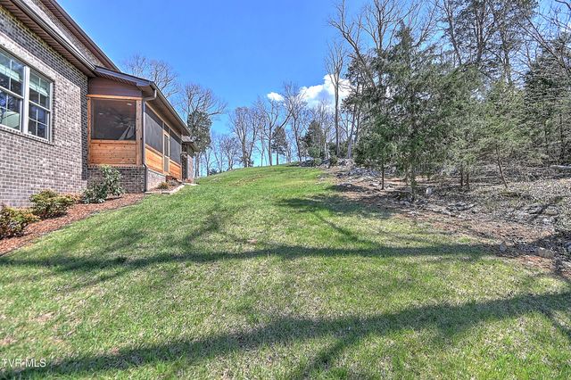 1624 Conestoga Pass, Johnson City, TN 37601