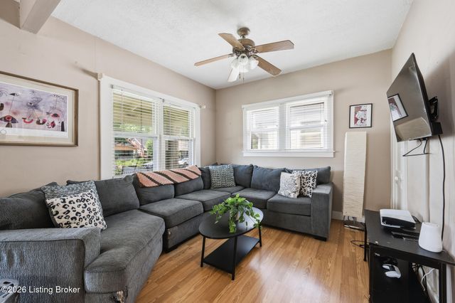 609 E Barbee Ave, Louisville, KY 40217