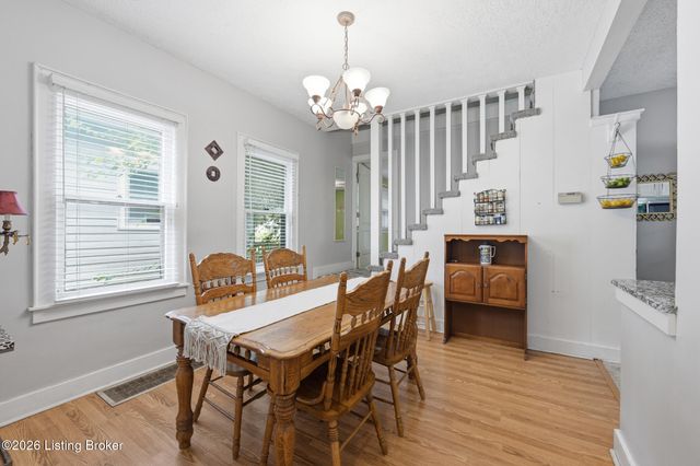 609 E Barbee Ave, Louisville, KY 40217