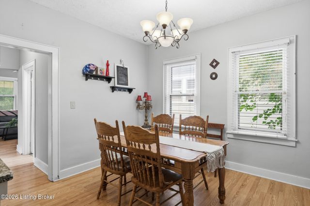 609 E Barbee Ave, Louisville, KY 40217