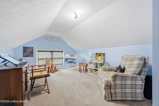 609 E Barbee Ave, Louisville, KY 40217
