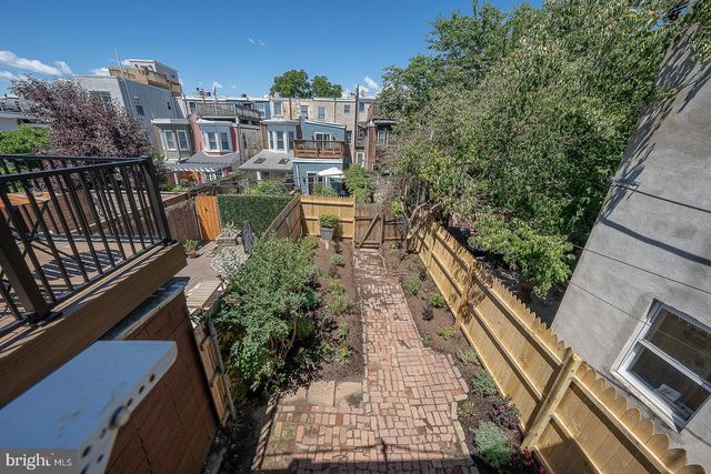 872 LECOUNT, Philadelphia, PA 19130