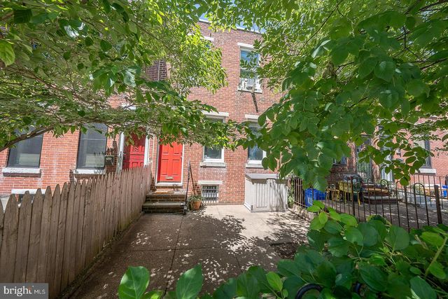 872 LECOUNT, Philadelphia, PA 19130