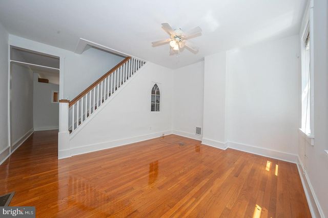 872 LECOUNT, Philadelphia, PA 19130