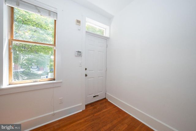 872 LECOUNT, Philadelphia, PA 19130